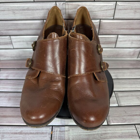 Born On Concept B.O.C. Women's Brown Leather Lucille Boots Shoe Size 7 - Picture 3 of 8